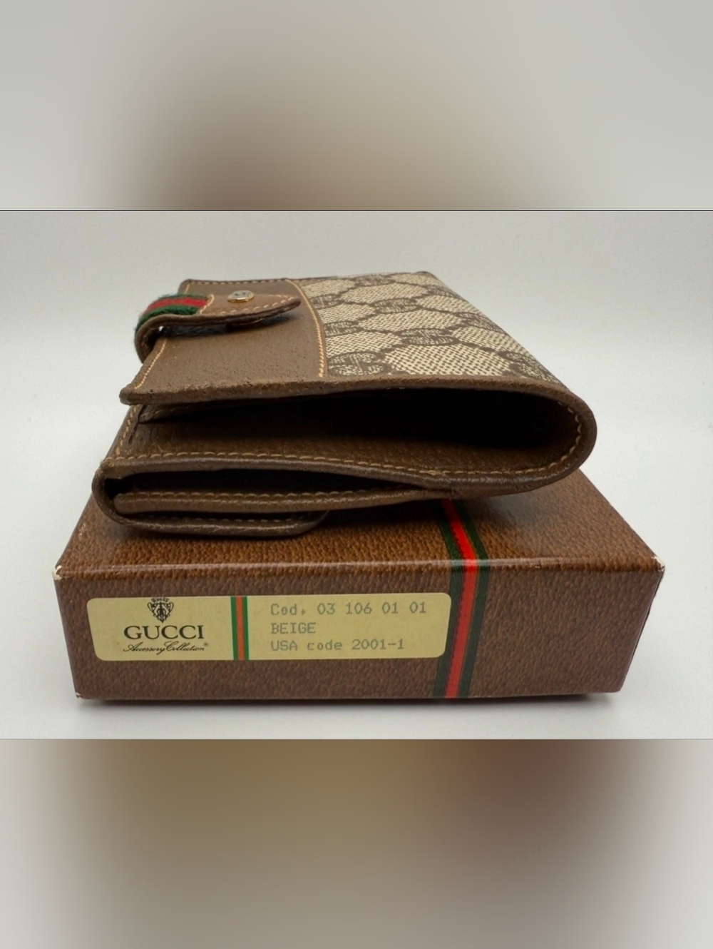 Gucci Beige GG Canvas & Leather Bifold Wallet with Web Stripe - Picture 10 of 10